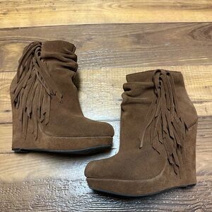 Steve Madden Genuine Leather Suede Fringe Wedge Boots
